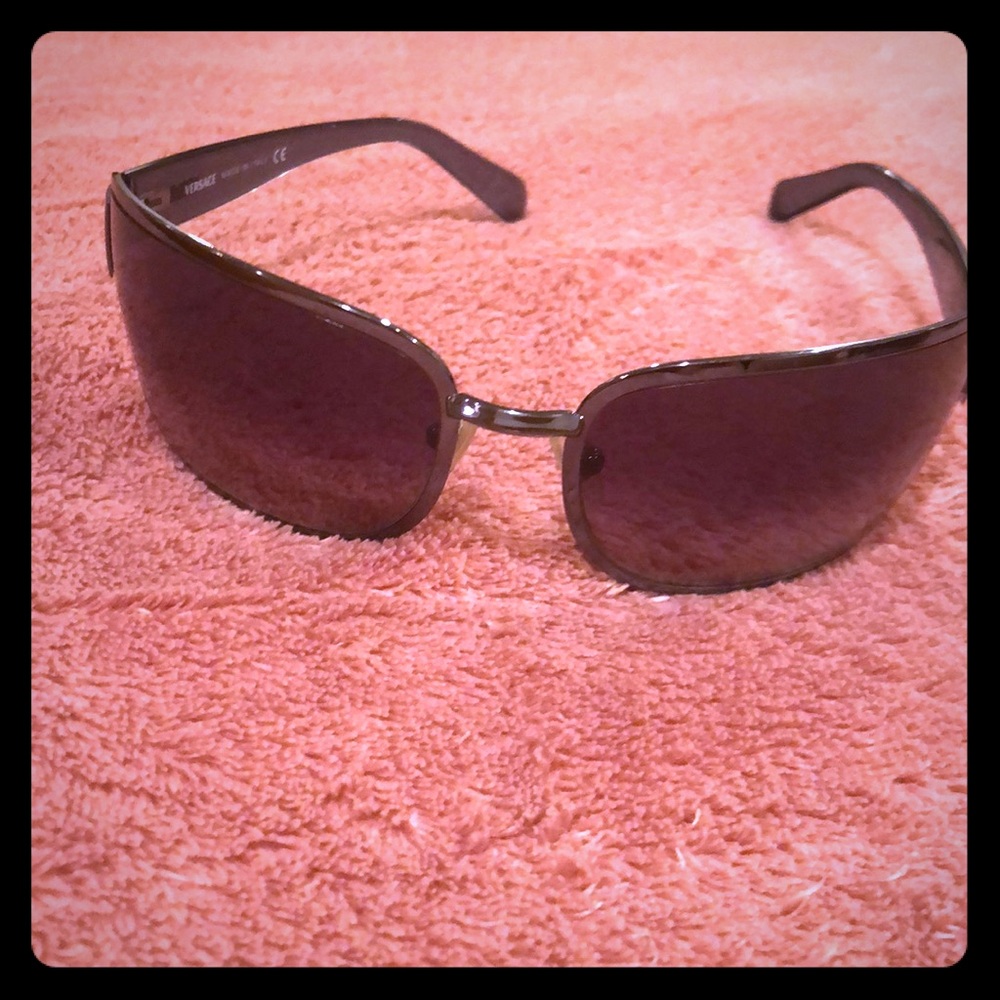 Authentic Versace sunglasses. Model 2046